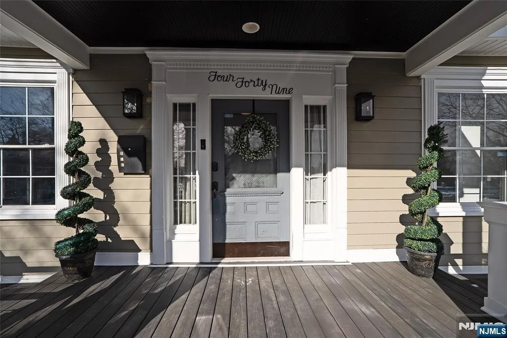 Photo of 449 Park