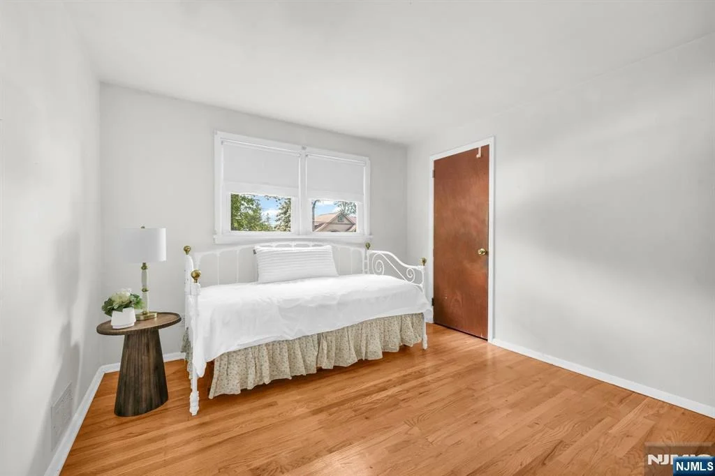 Photo of 19 Lawrence
