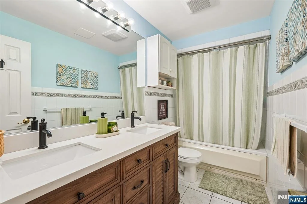 Photo of 166 Beech
