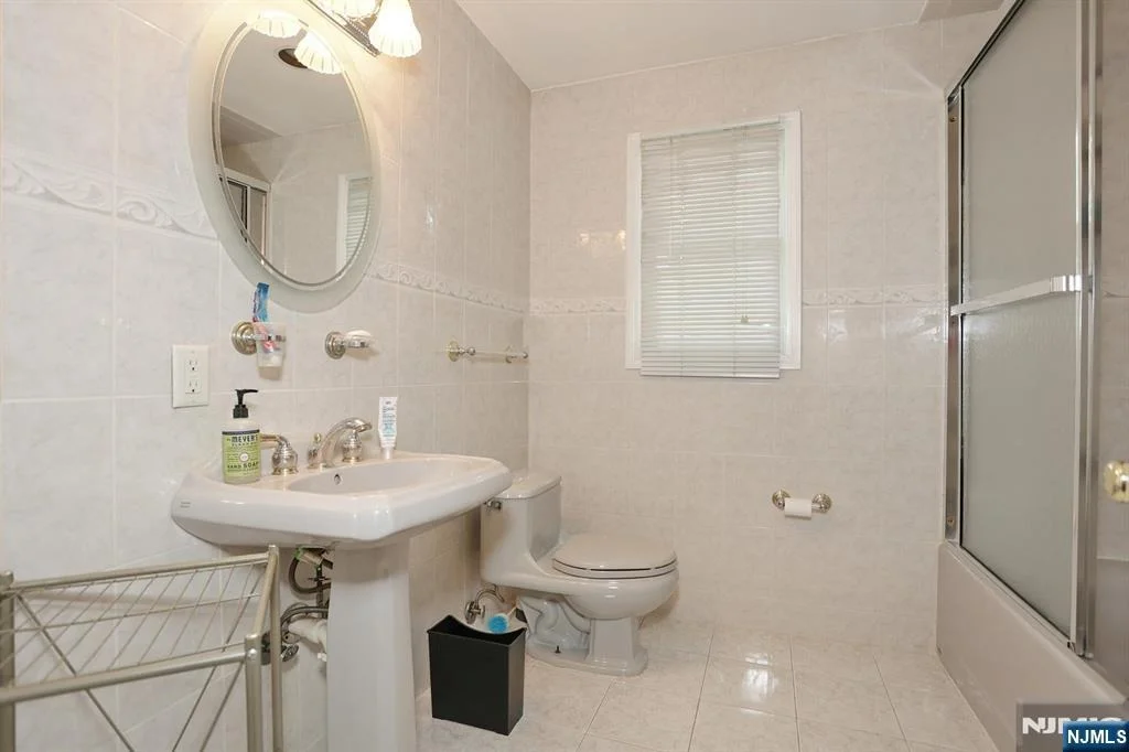 Photo of 703 Chadwick