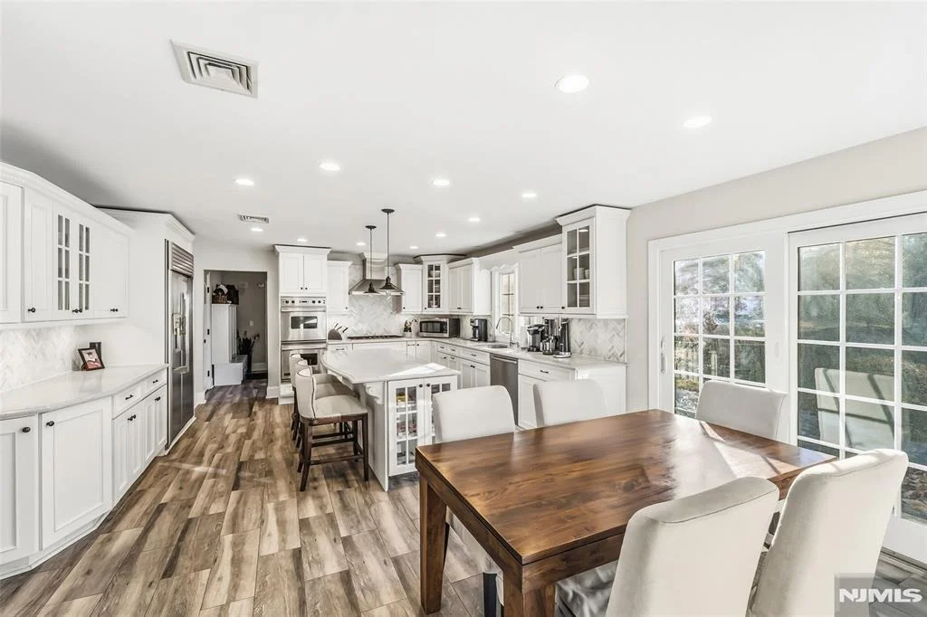 Photo of 27 Pine Hill