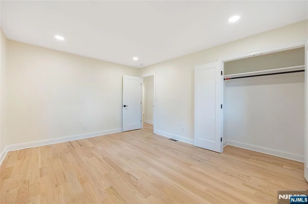 Photo of 61 Mackay
