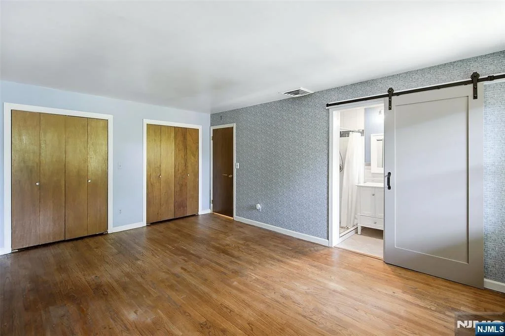 Photo of 308 Ross