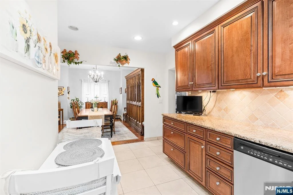 Photo of 1631 Maple