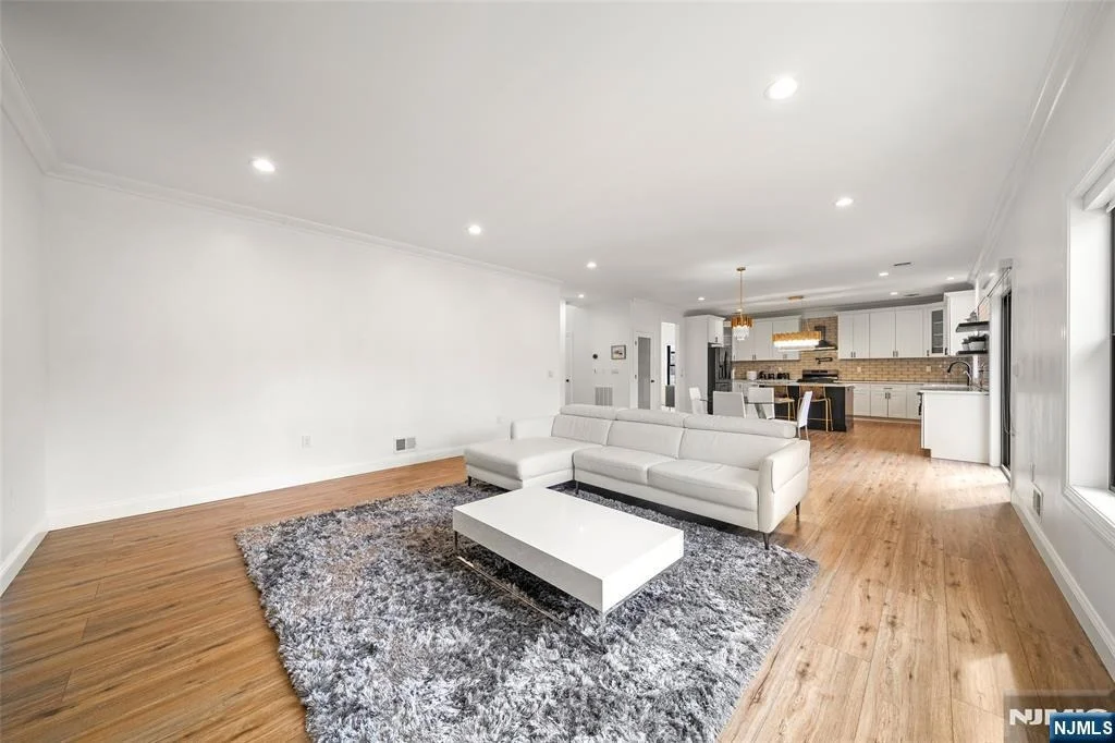 Photo of 129 Rivervale