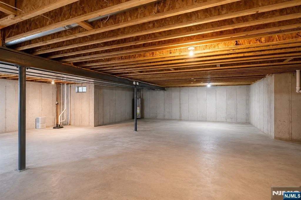 Photo of 206 Van Buren