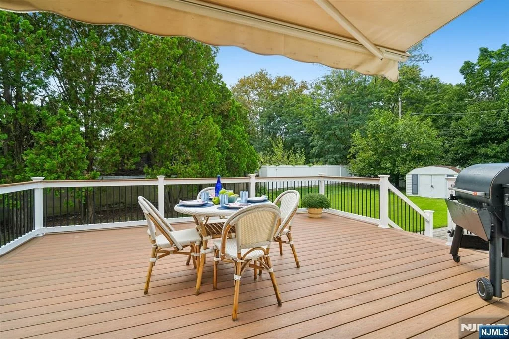 Photo of 49 Skyview