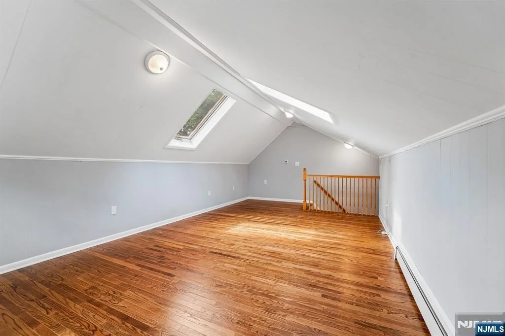 Photo of 17 Colonial