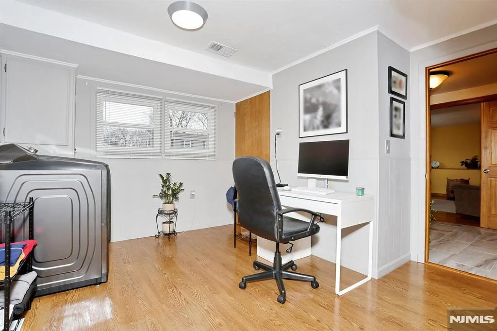 Photo of 79 Bell