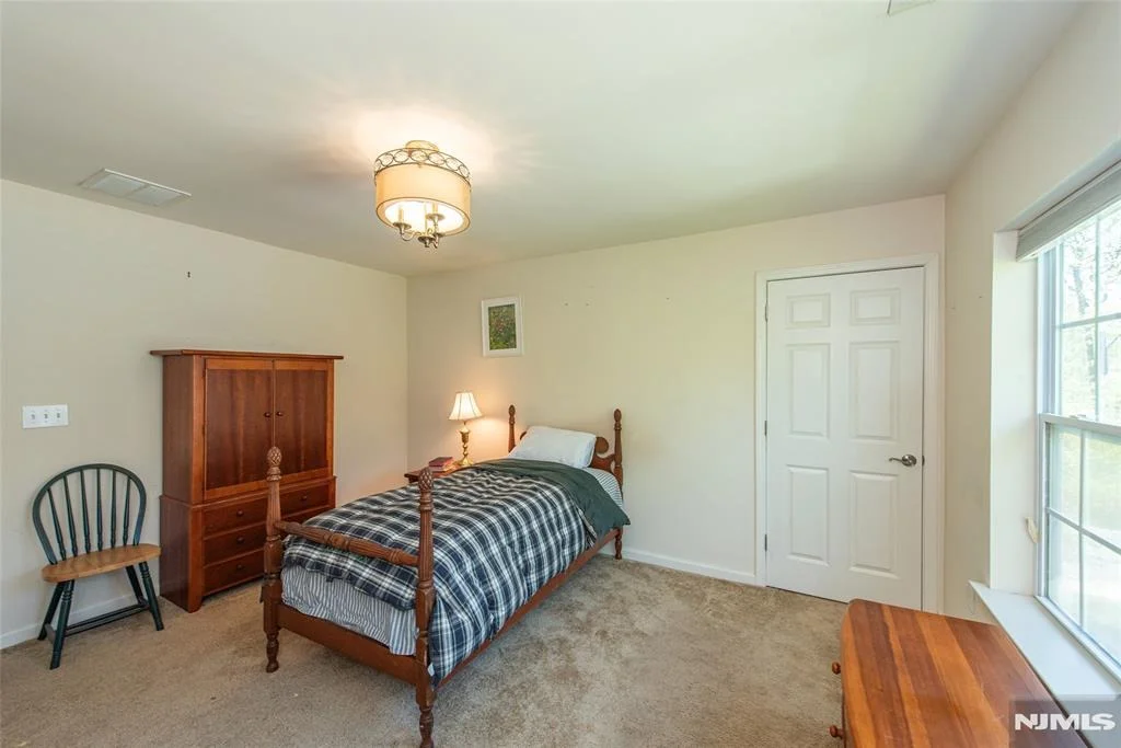 Photo of 2 Harrison