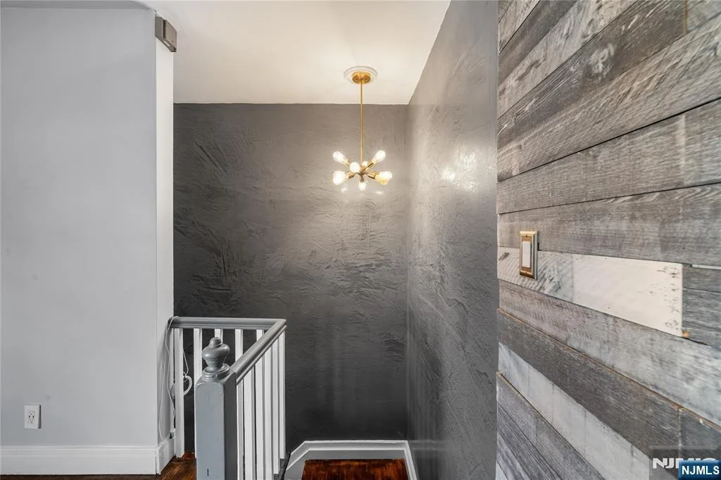 Photo of 418 Esplanade
