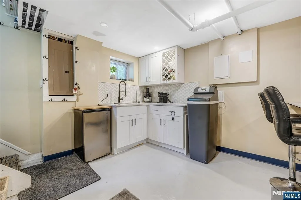 Photo of 776 Maple