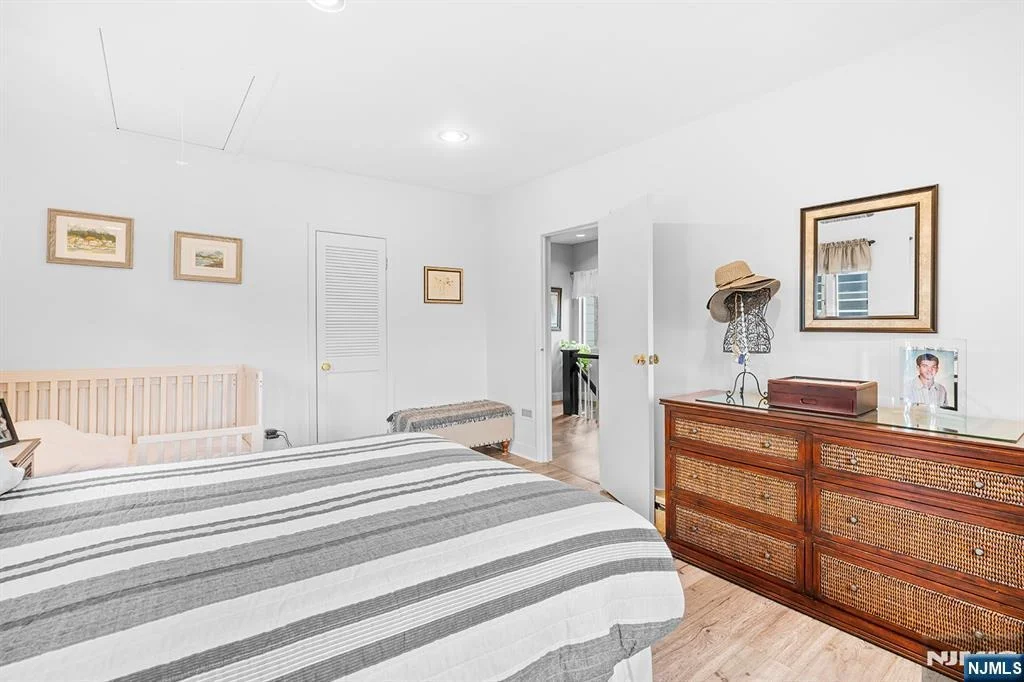 Photo of 1631 Maple