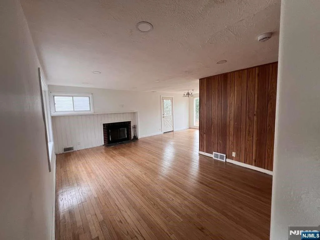 Photo of 92 Grove