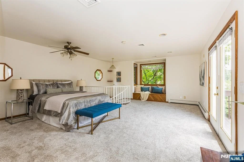 Photo of 373 Orange