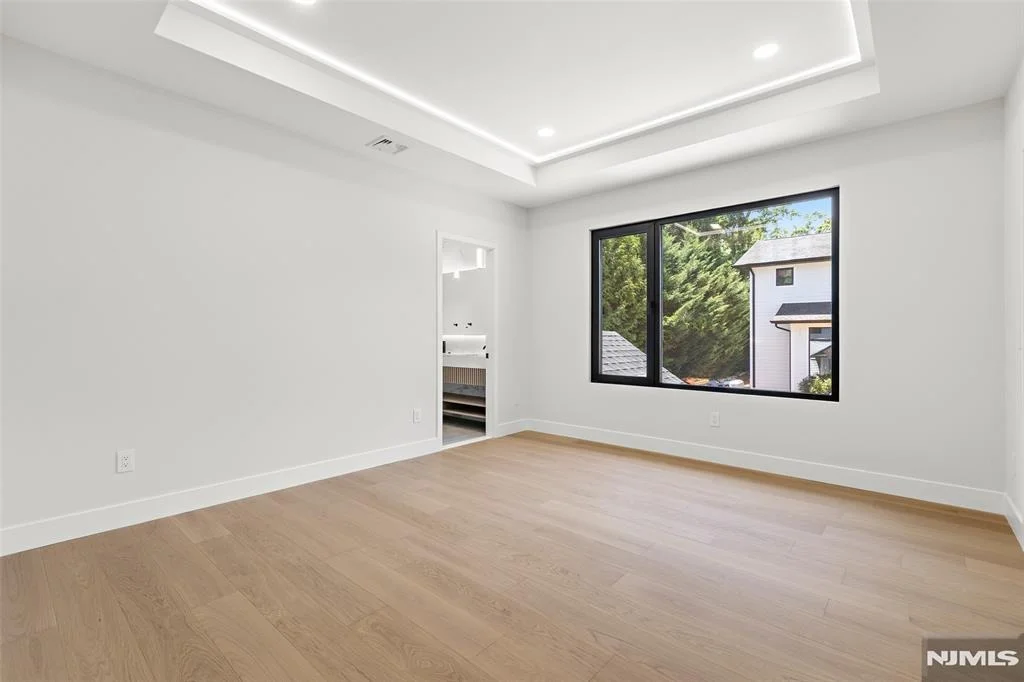 Photo of 302 Pine
