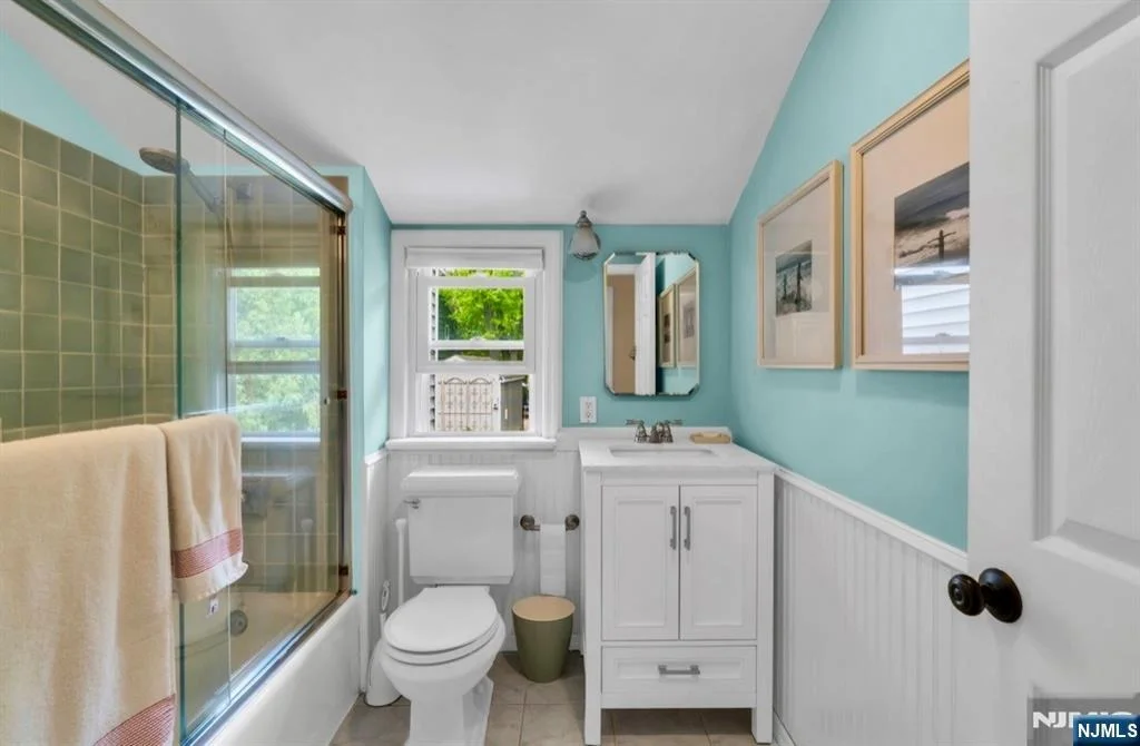 Photo of 105 Bergen