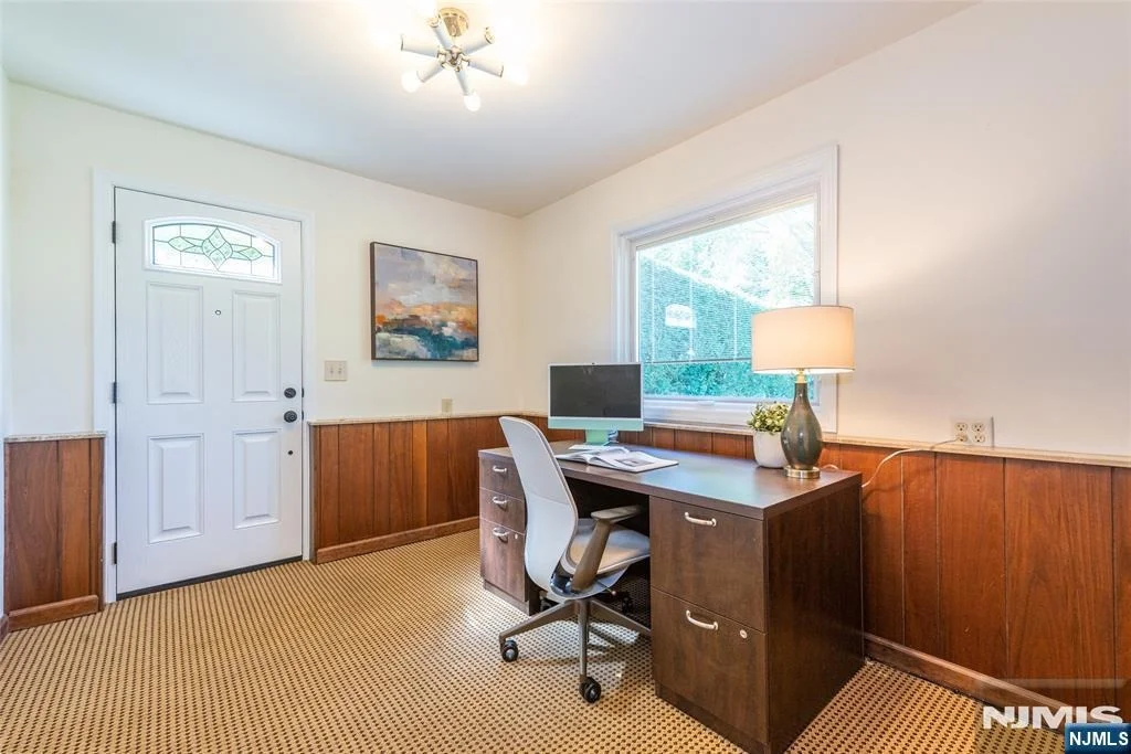 Photo of 182 Ridge