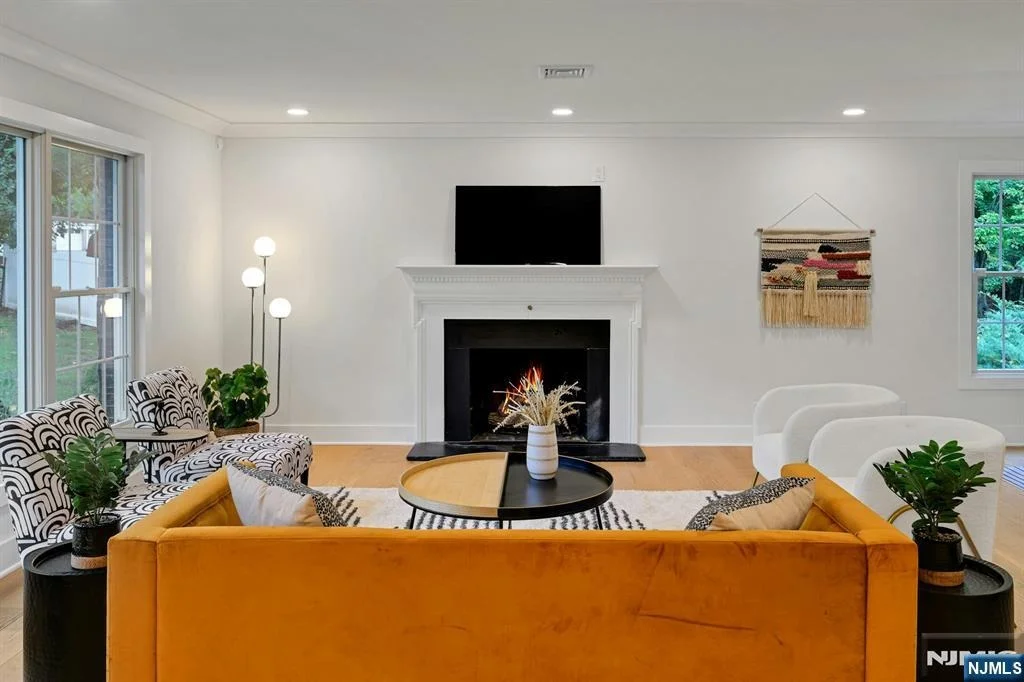 Photo of 9 Crestview