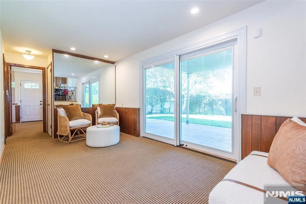 Photo of 182 Ridge