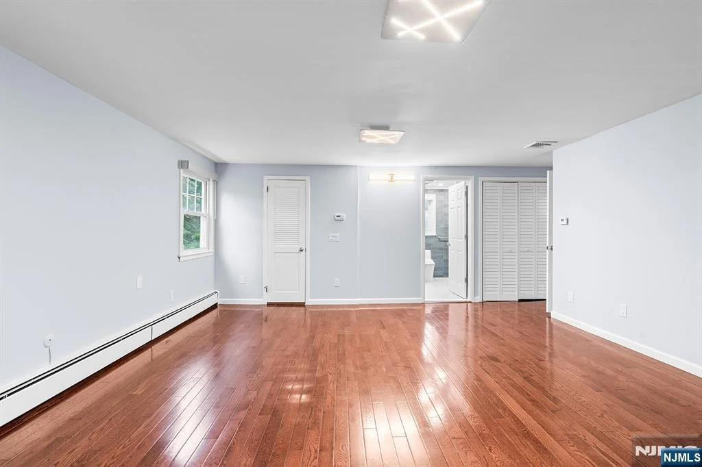 Photo of 175 Manning