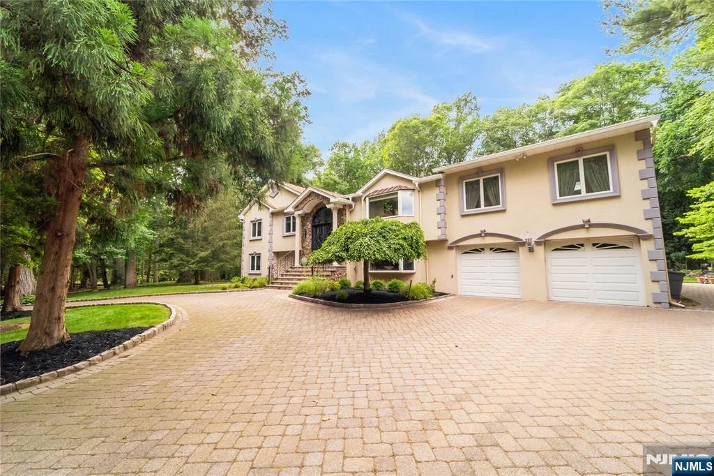Photo of 136 Willow