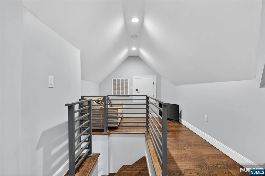 Photo of 577 Grenville