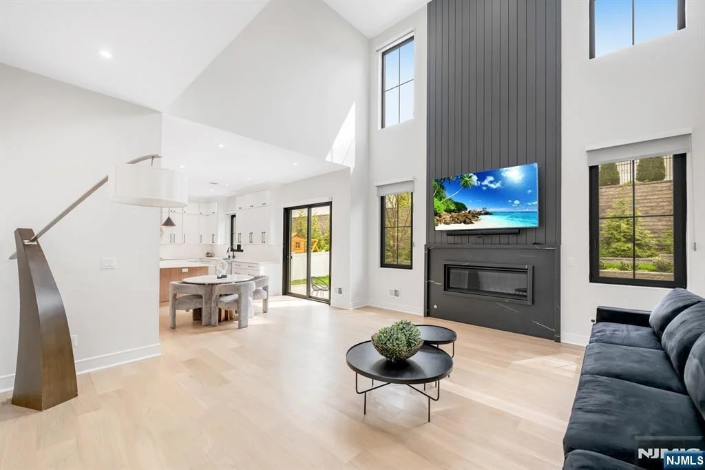 Photo of 336 Lockwood