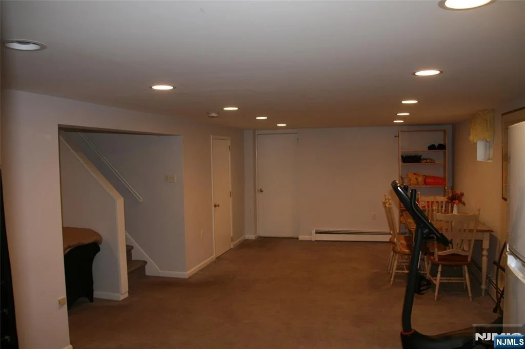 Photo of 452 Glendale