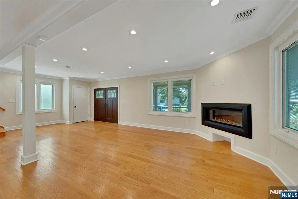 Photo of 35 Elm