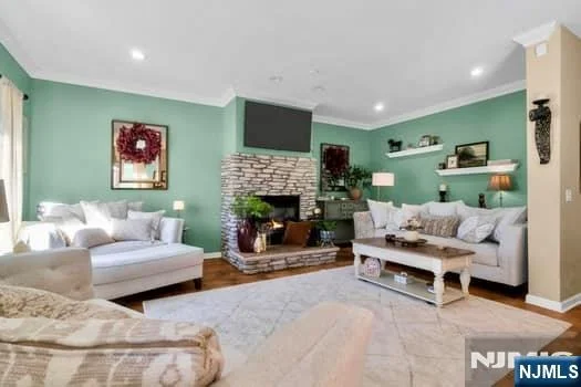 Photo of 30 Waldwick