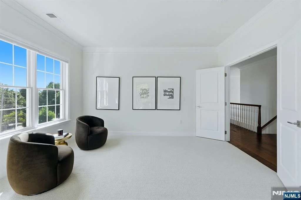 Photo of 73 Woodmere