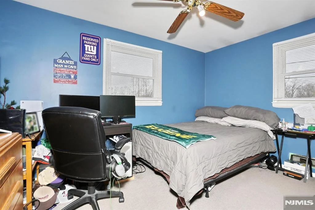 Photo of 79 Bell