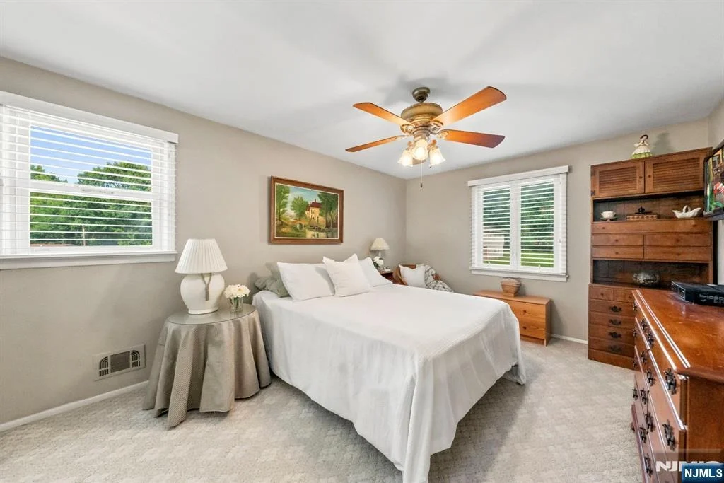 Photo of 33 Waling