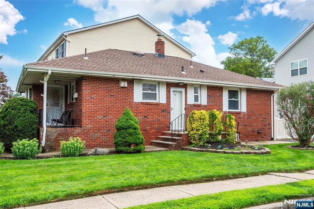 Photo of 85 Bloomfield