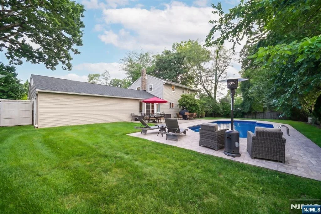 Photo of 68 Fieldstone