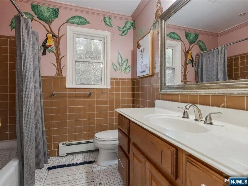 Photo of 372 McKinley