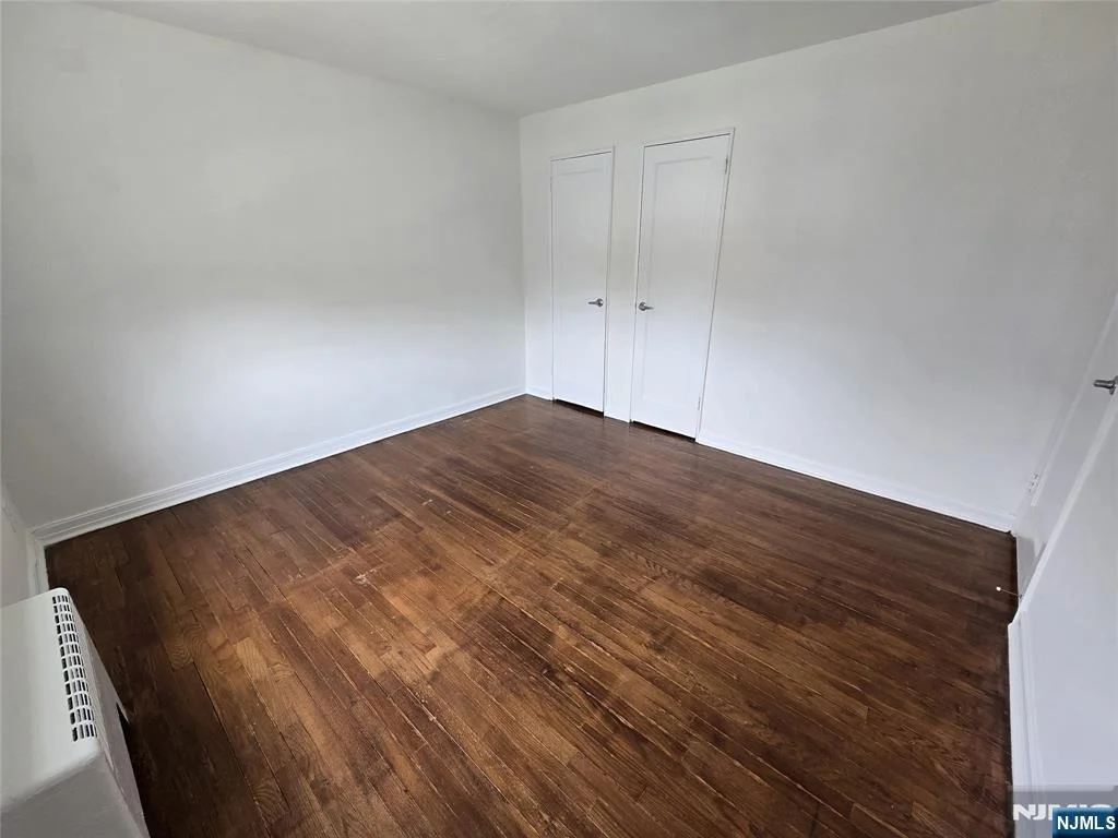 Photo of 465 Maple Hill