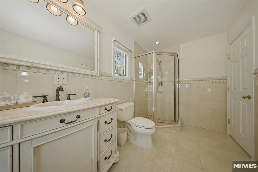 Photo of 236 Dixon