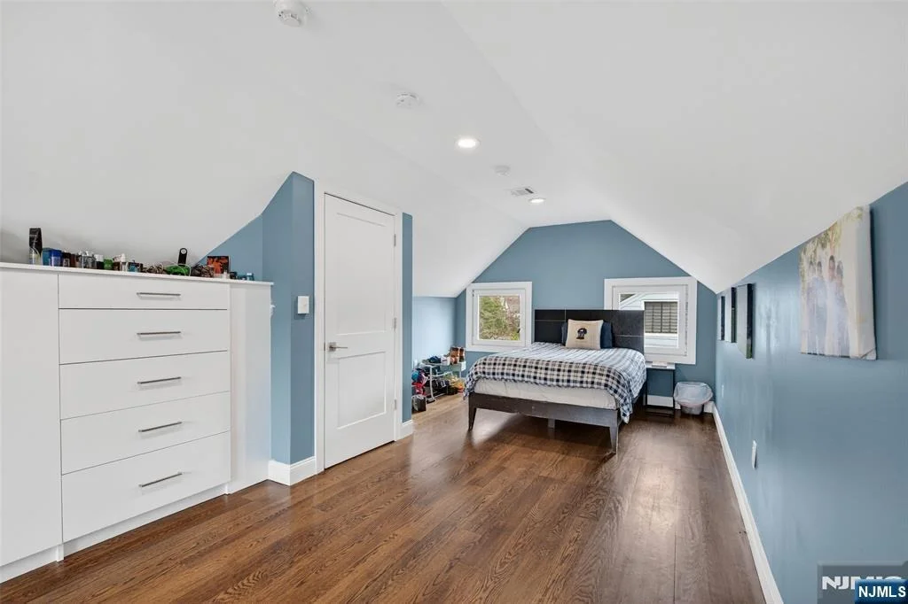 Photo of 577 Grenville