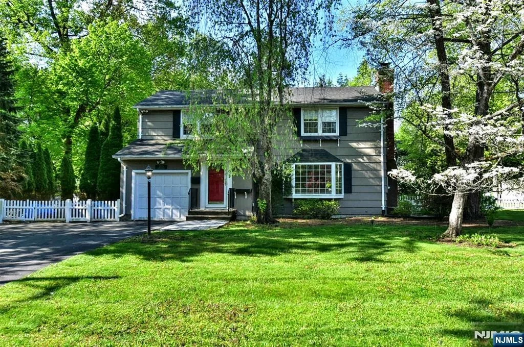 Photo of 255 Park
