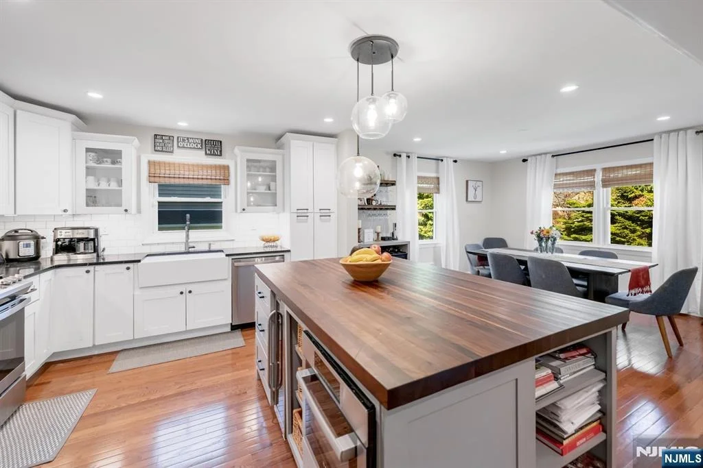 Photo of 433 Piermont