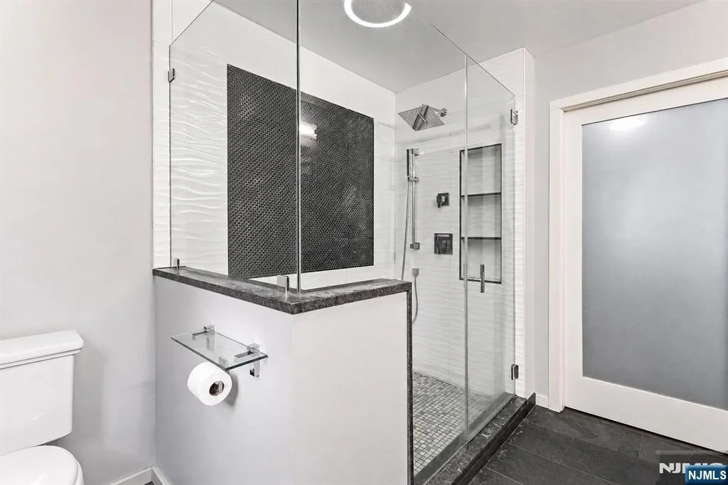 Photo of 1471 Terrill