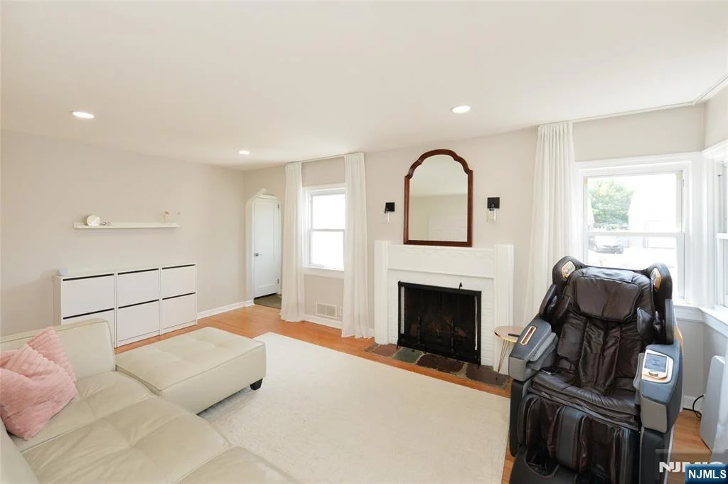 Photo of 612 Beech