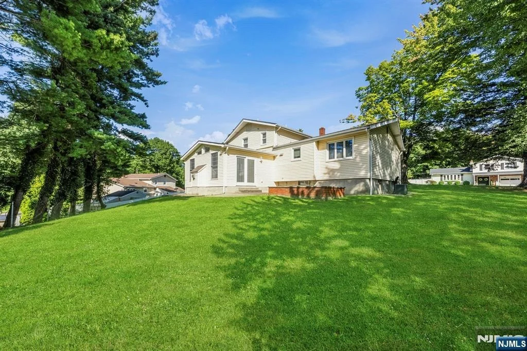 Photo of 33 Waling
