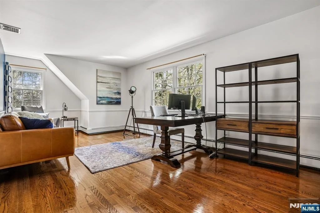 Photo of 372 Lakeview