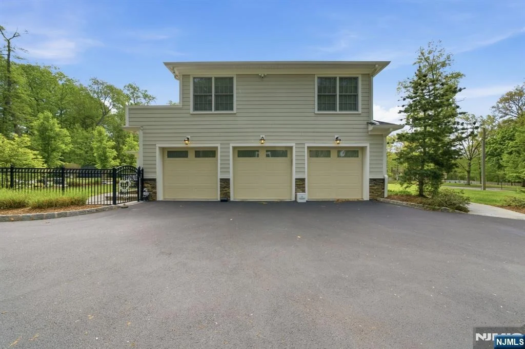Photo of 184 Donny Brook