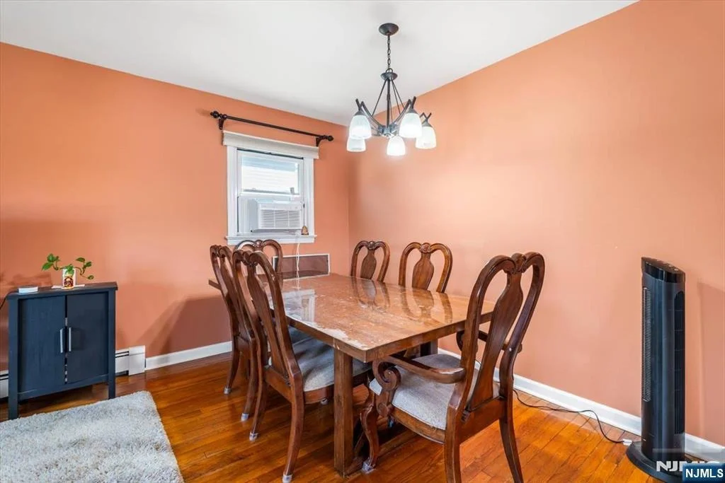 Photo of 375 Washington