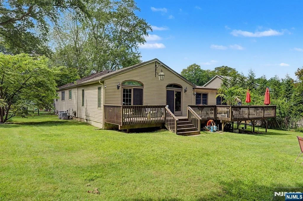 Photo of 89 Closter Dock