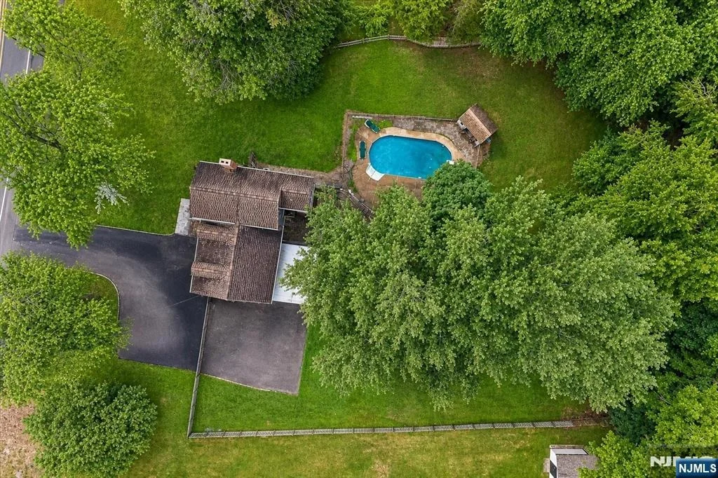 Photo of 1471 Terrill